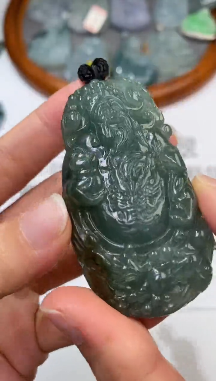 未镶嵌挂件翡翠304241    