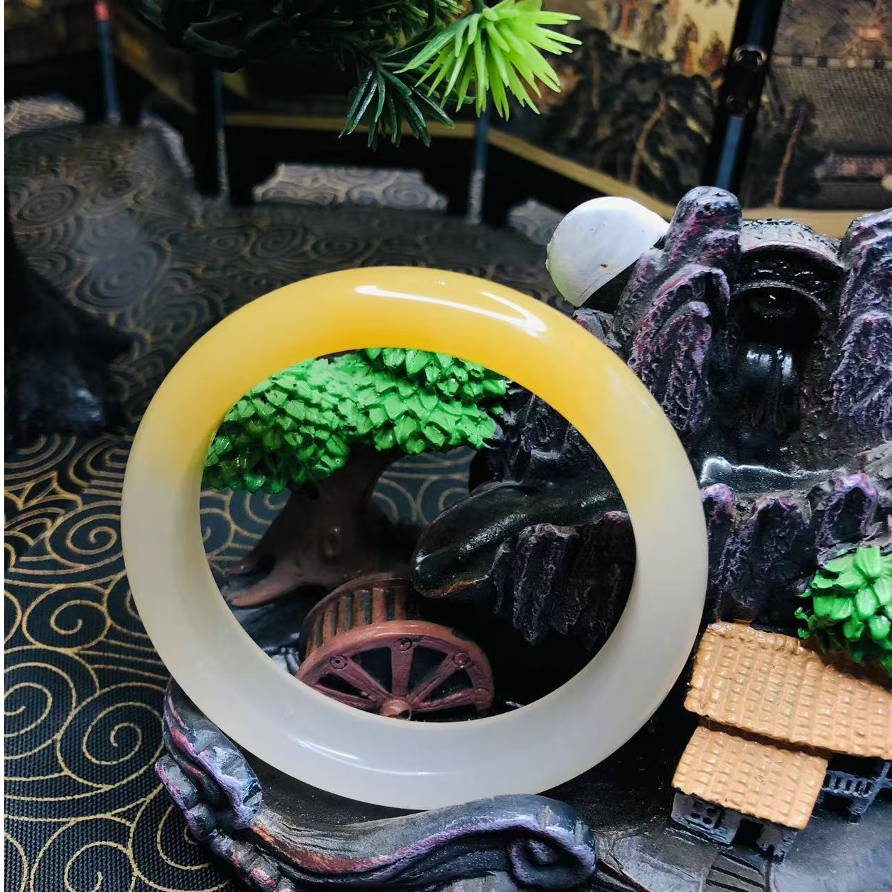 【祥玉居珠宝】天然黄龙玉手镯精美时尚小众玉镯女款半山水送妈妈