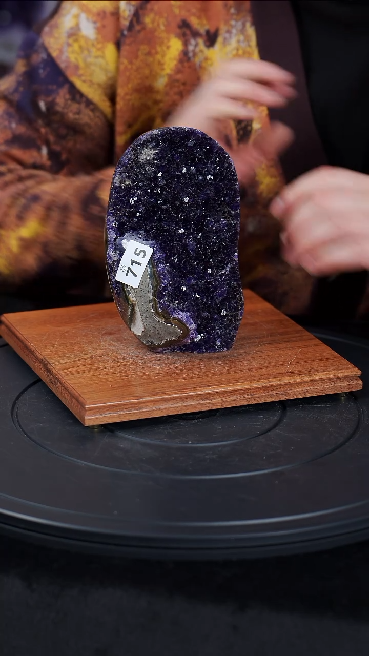 【闪购商品】紫晶大型摆件（非配饰）未镶嵌水晶