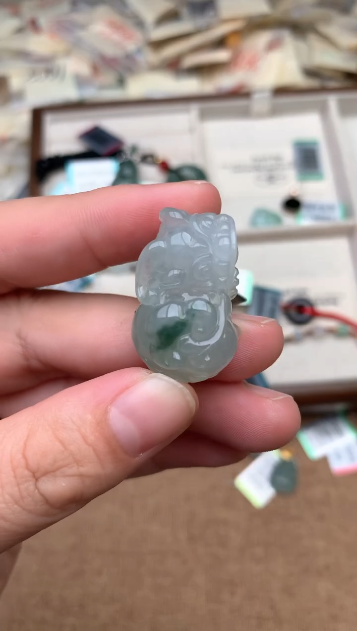 未镶嵌挂件翡翠一