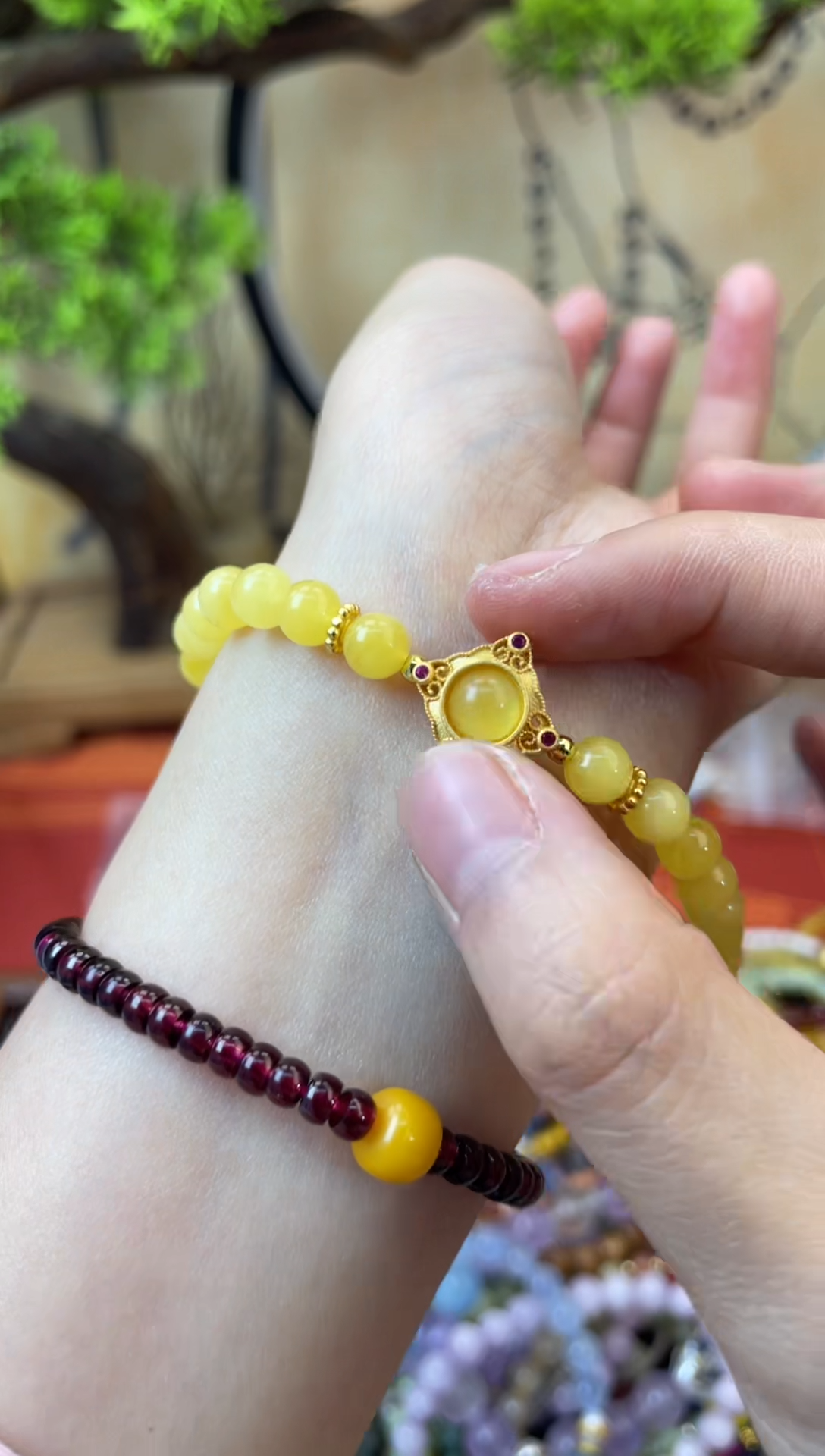 【闪购商品】蜜蜡手链未镶嵌242手串