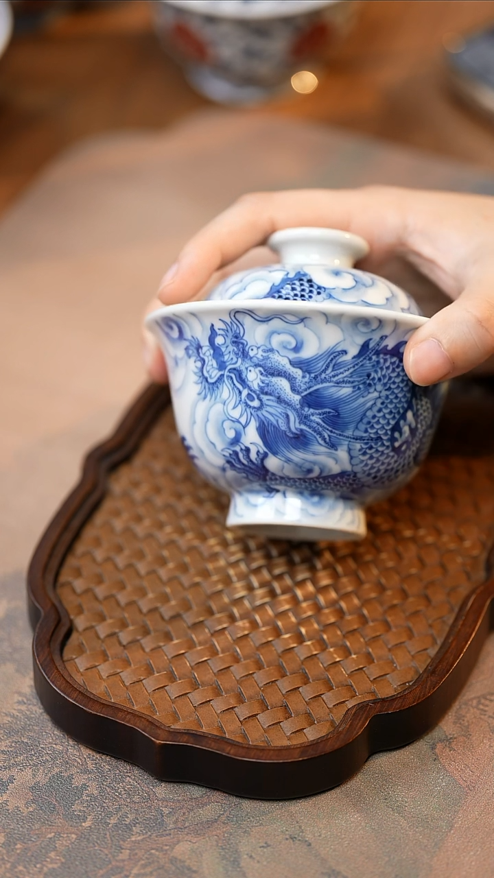 杯刘建锋龙纹盖碗