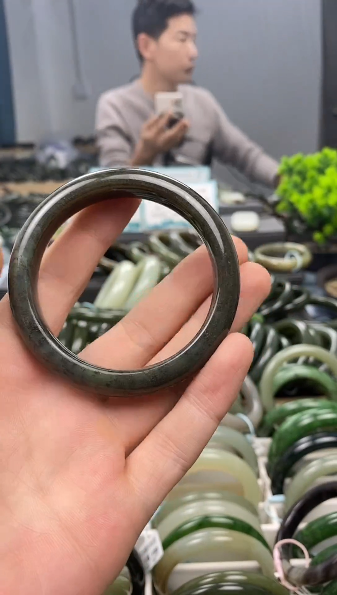 未镶嵌手镯和田玉56.2