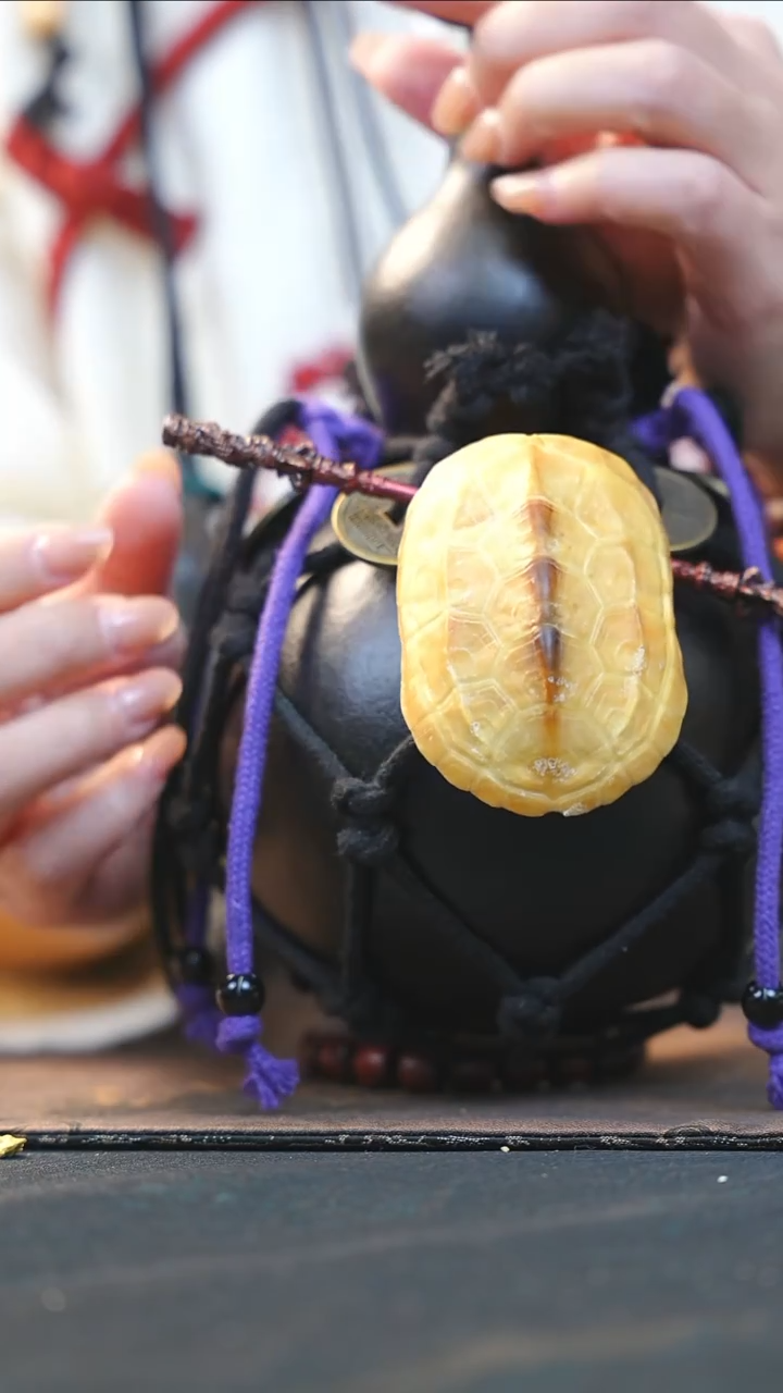 【闪购商品】RT179大漆酒葫芦不包手串及旋转底座