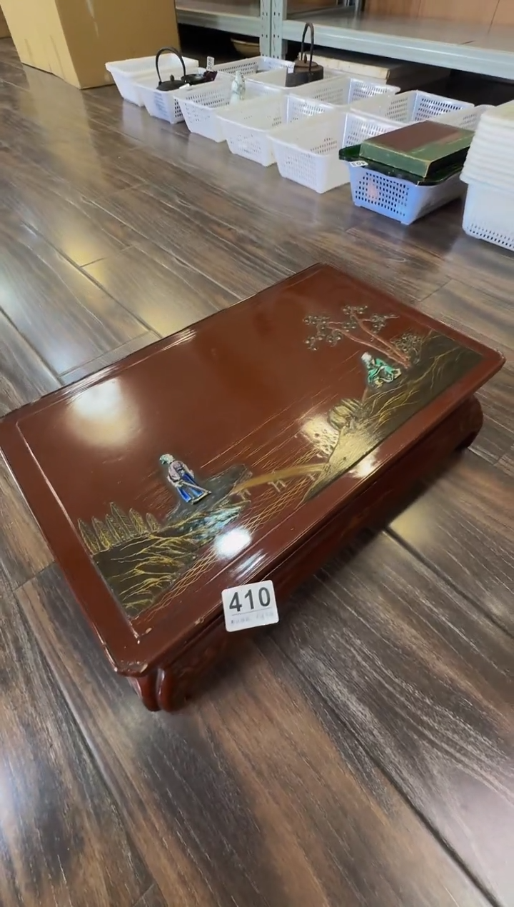 摆件  注意：回流商品，默认有瑕，不退不换。