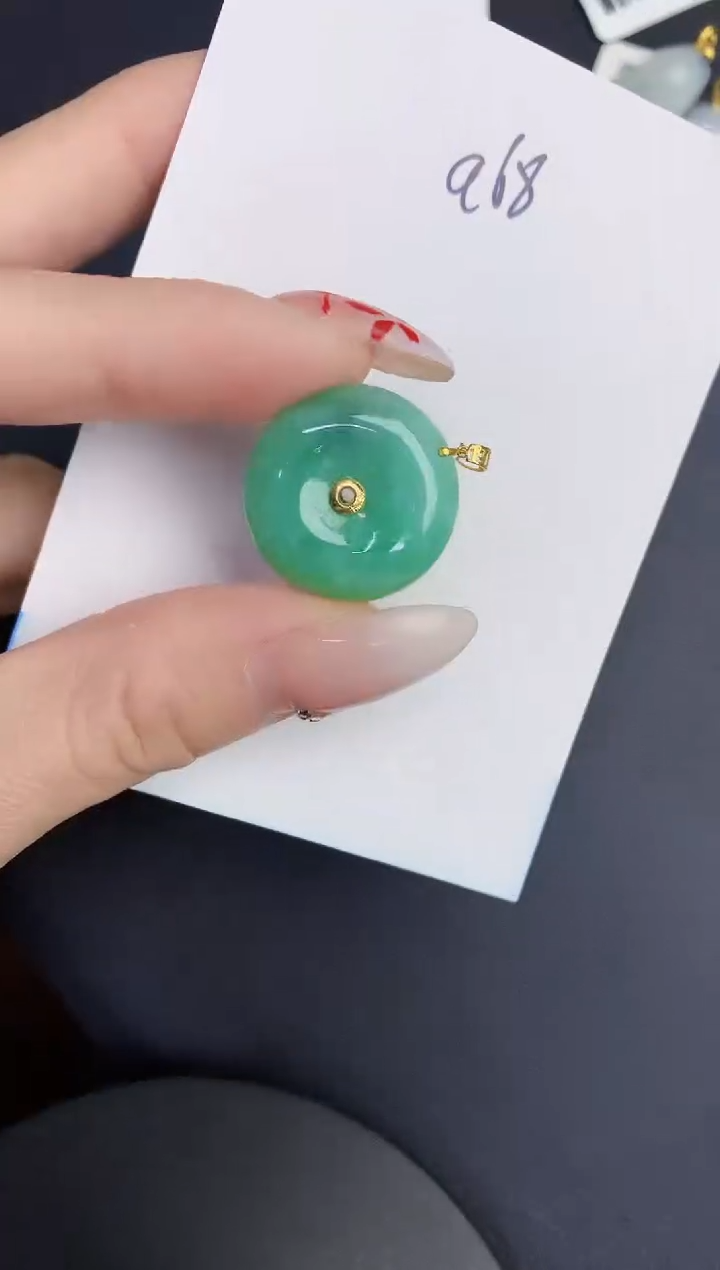 【闪购商品】翡翠颈饰18K金镶嵌0000000000