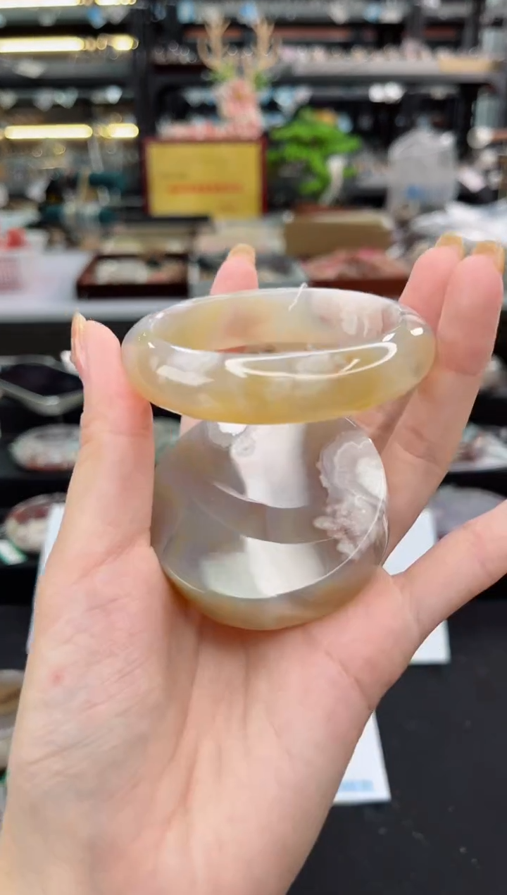 【闪购商品】石英质玉手镯未镶嵌56圈口（赠品镯心）1680818