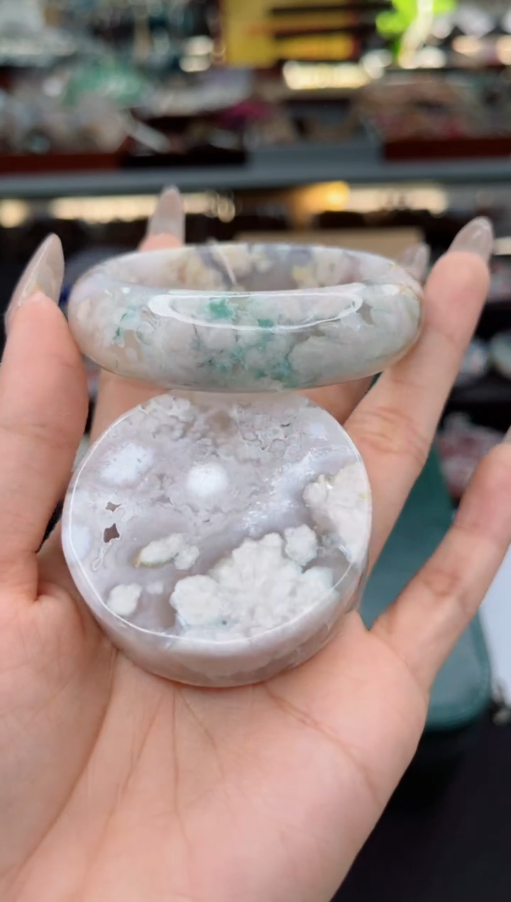 【闪购商品】石英质玉手镯未镶嵌54圈口（赠品镯心）3931101