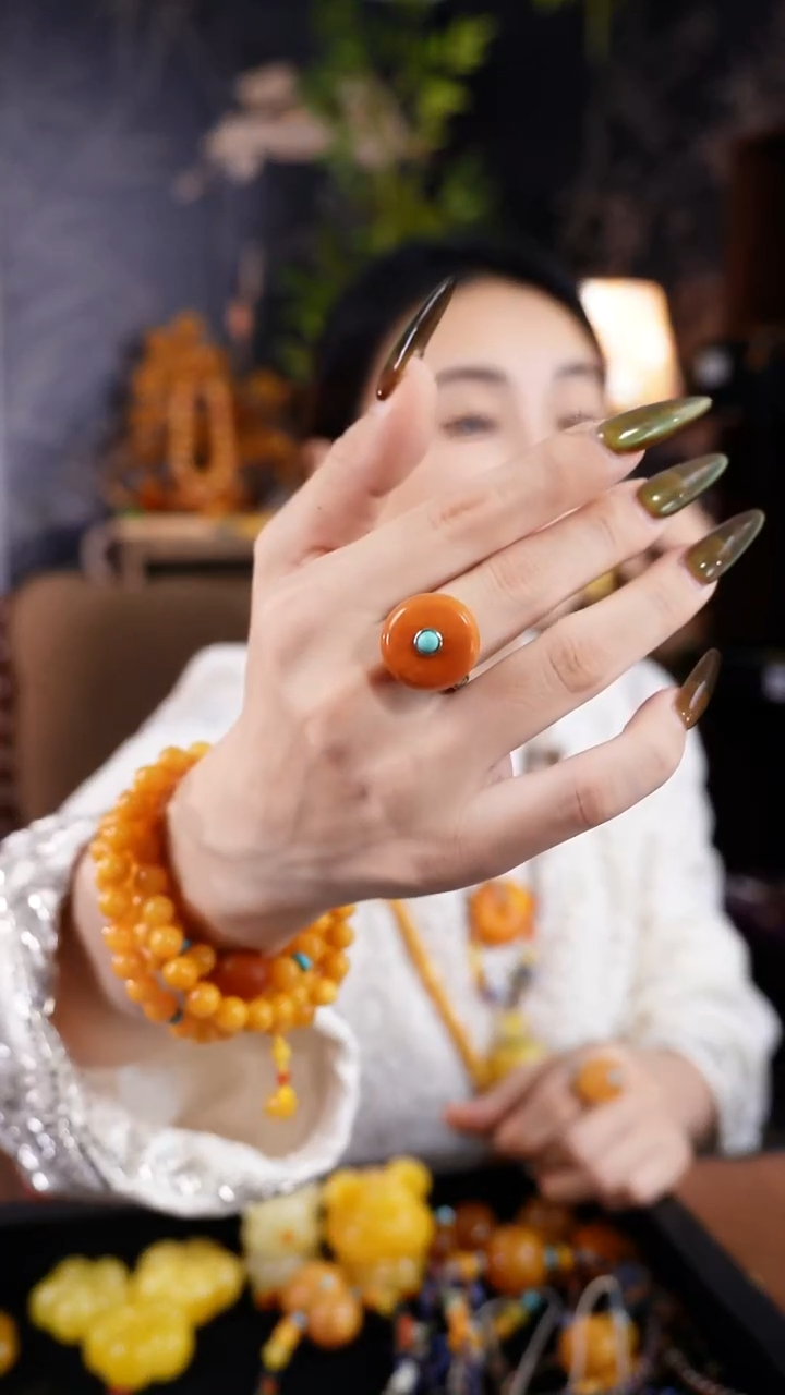 银S925镶嵌琥珀戒指戒指