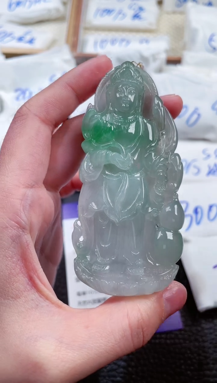 【闪购商品】翡翠颈饰未镶嵌000015725观音