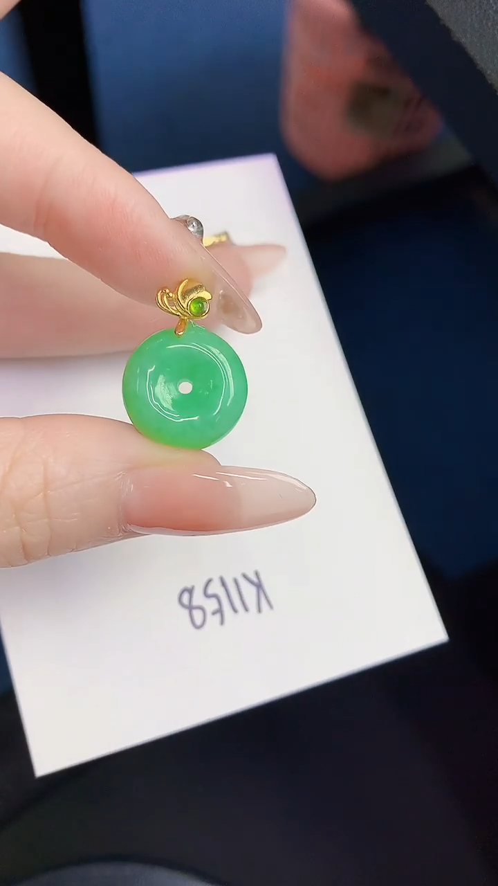 颈饰未镶嵌翡翠缅甸天然翡翠A货