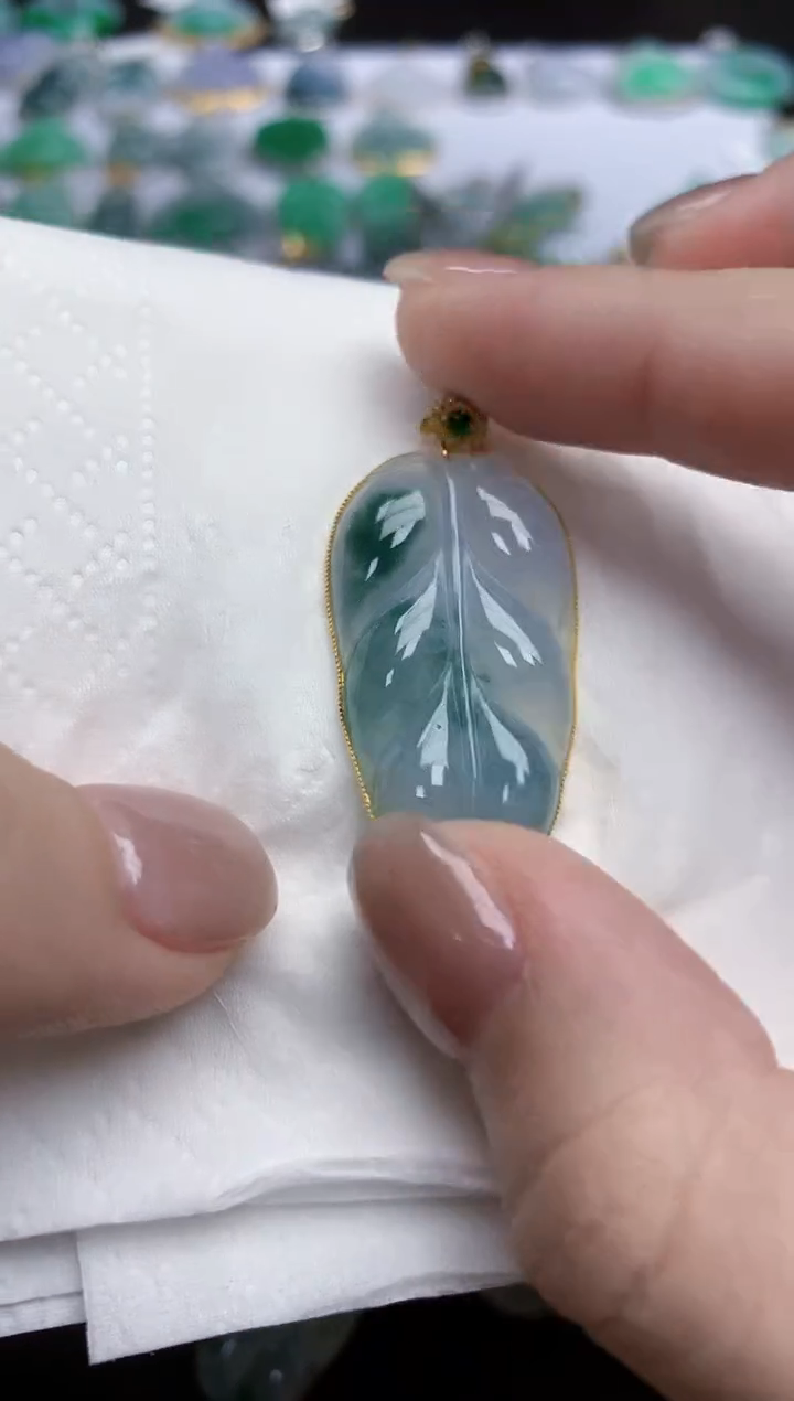 【闪购商品】翡翠颈饰18K金镶嵌天然缅甸翡翠A货