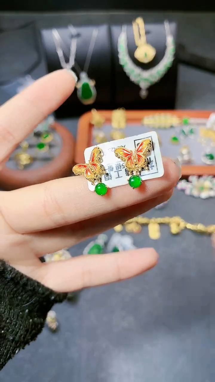 【闪购商品】翡翠耳饰银S925镶嵌耳饰