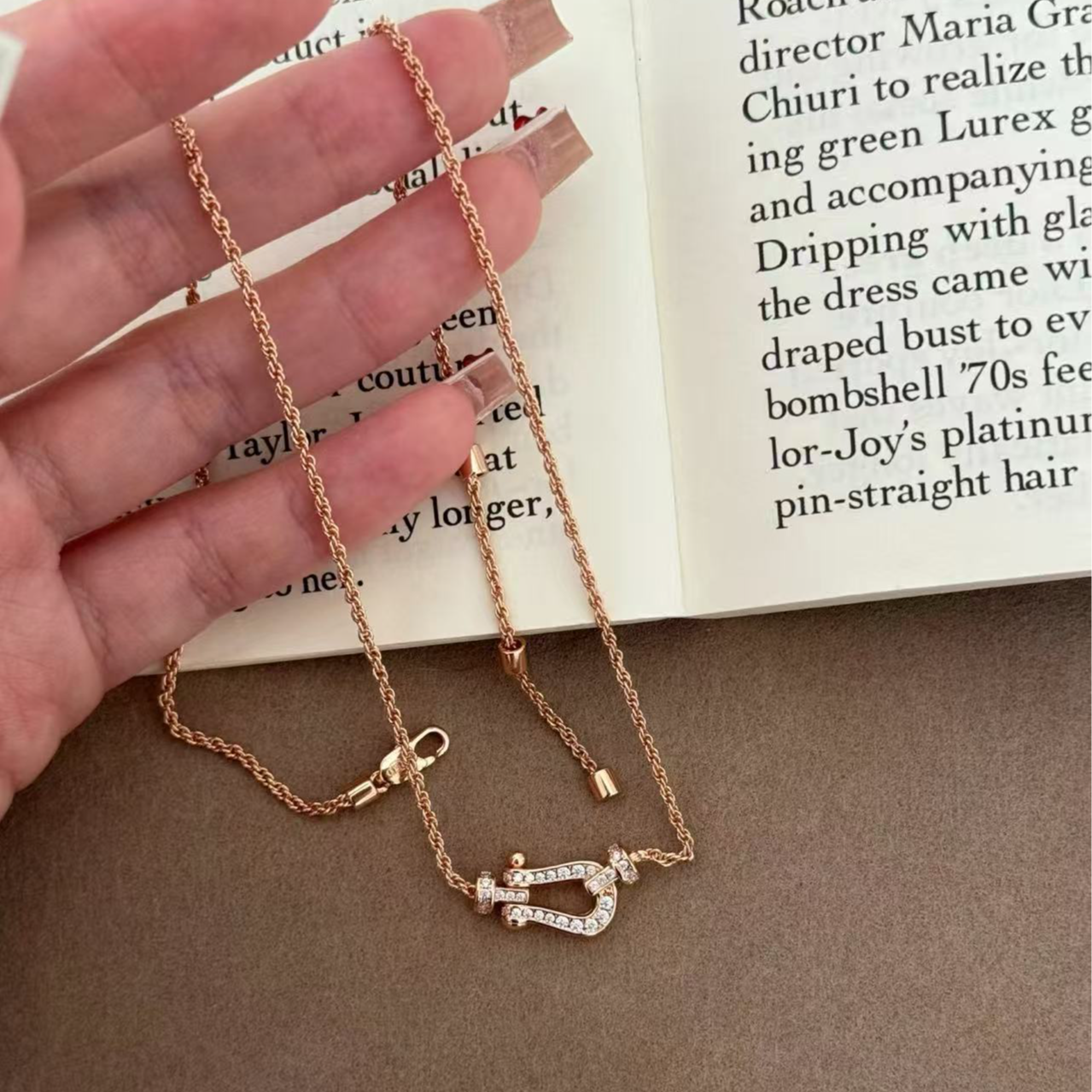 【中号横马蹄项链】