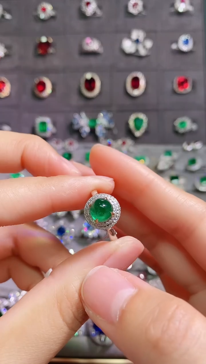 【闪购商品】祖母绿18K金戒指18K金镶嵌--