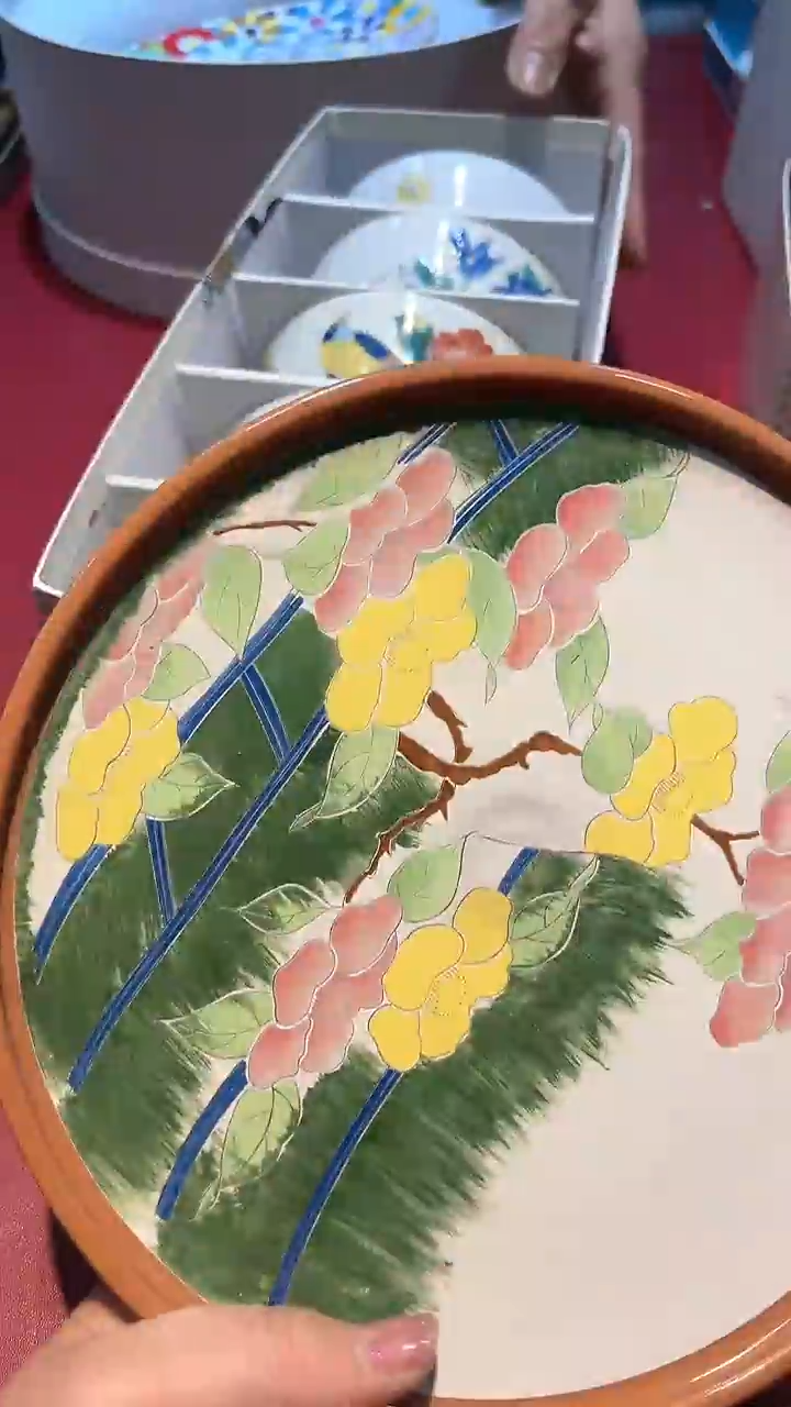 【闪购商品】瓷片锅碗瓢盆一件不剩