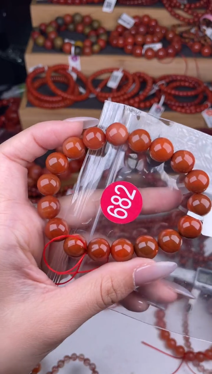 【闪购商品】南红玛瑙珠宝奇石未镶嵌682-11+