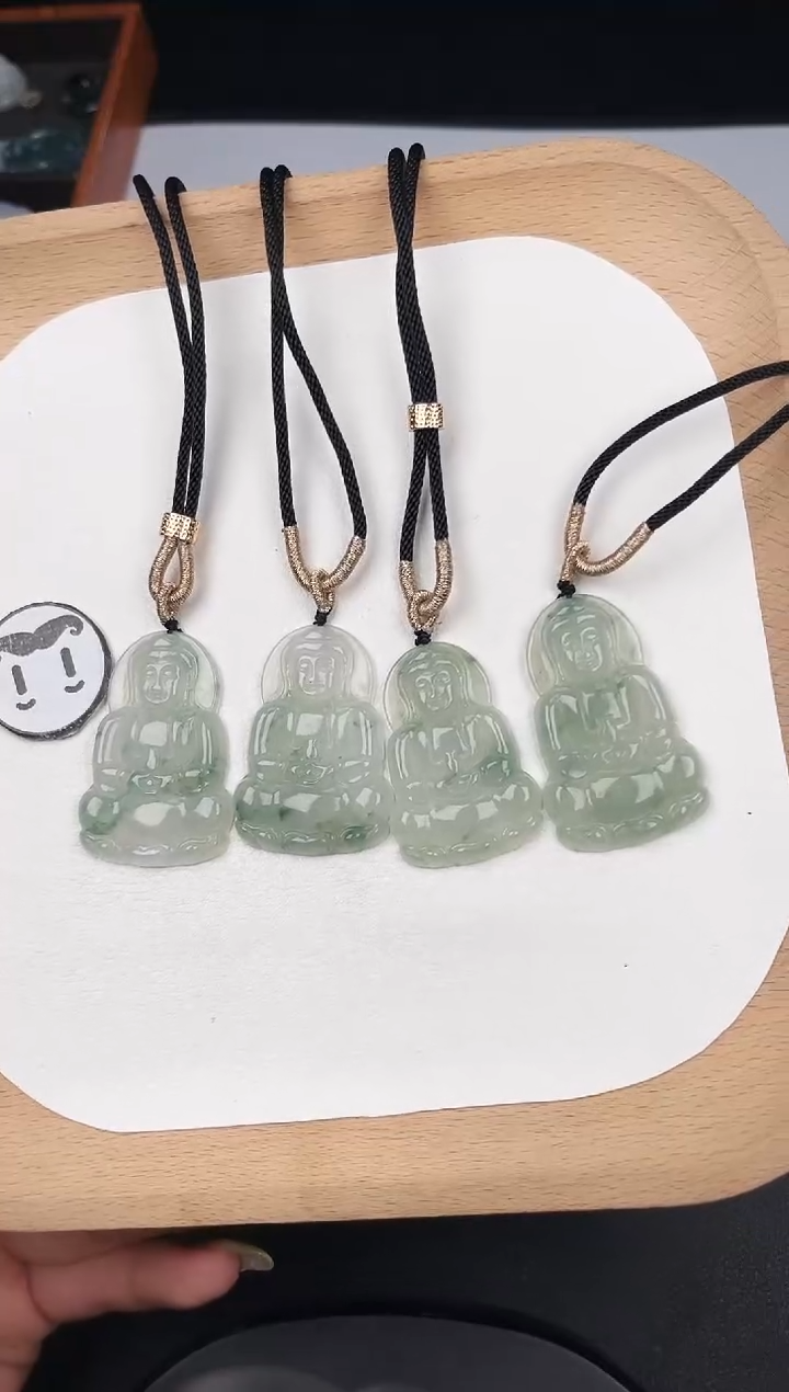 颈饰未镶嵌翡翠LC045冰飘花小观音+送同款绳子多样性发其一