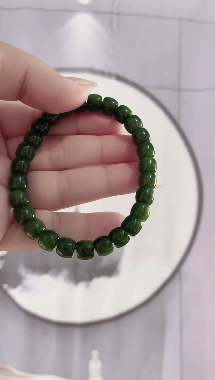 未镶嵌手串和田玉（碧玉）（直切7×8手串）多样性发货