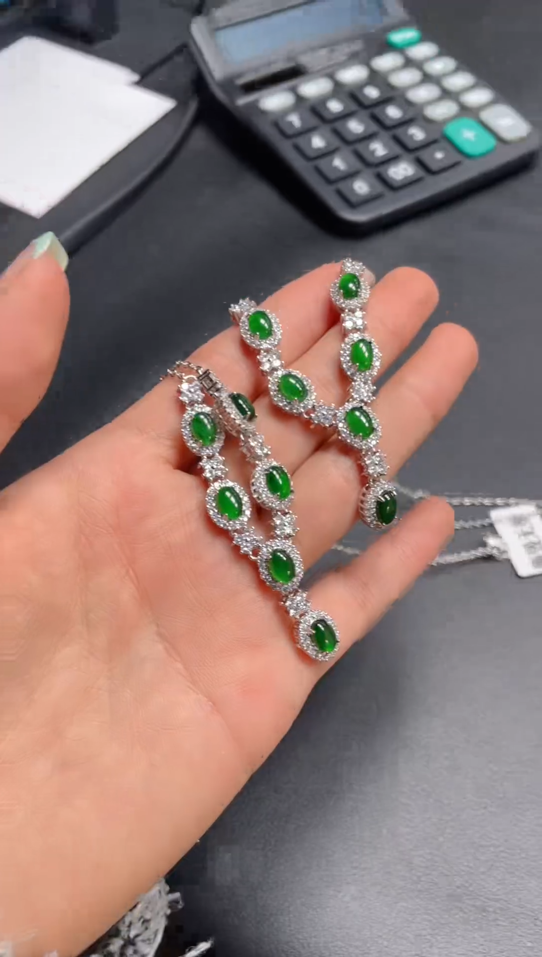 【闪购商品】定制翡翠未镶嵌27定制翡翠 多样性发货 （发其一）