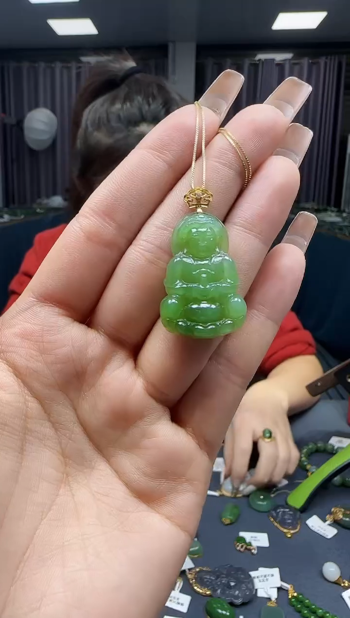 【闪购商品】和田玉挂件18K金镶嵌1