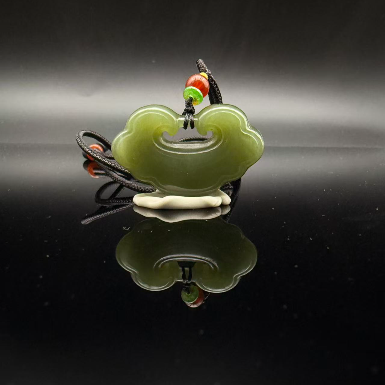 莲花平安锁吊坠8940