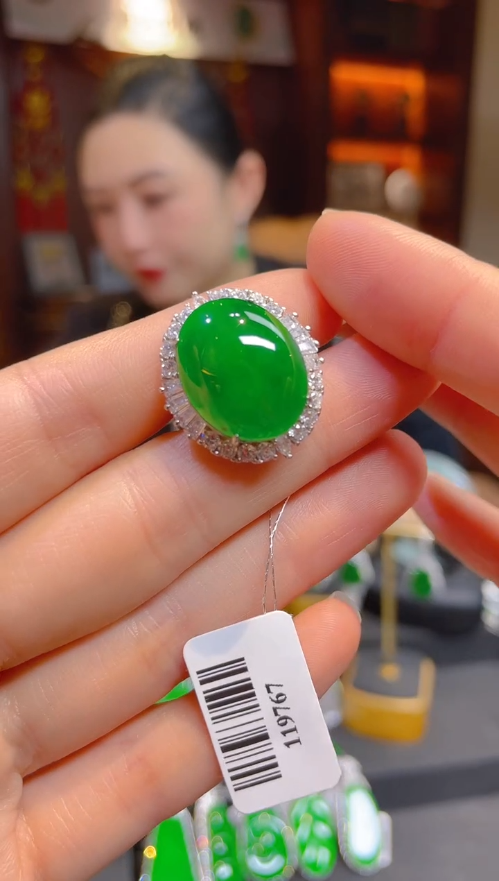 【闪购商品】翡翠戒指银S925镶嵌119767天然A货翡翠蛋面戒指