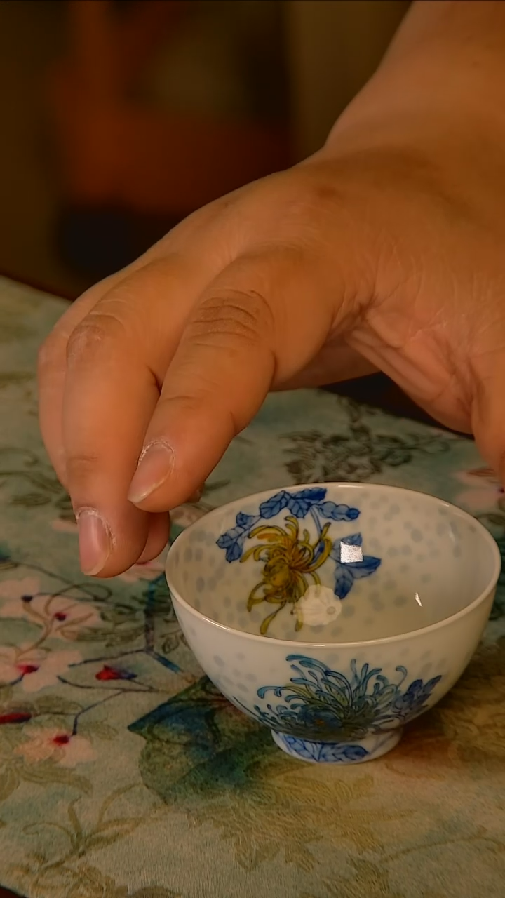 杯手工手绘杯杯很美丽