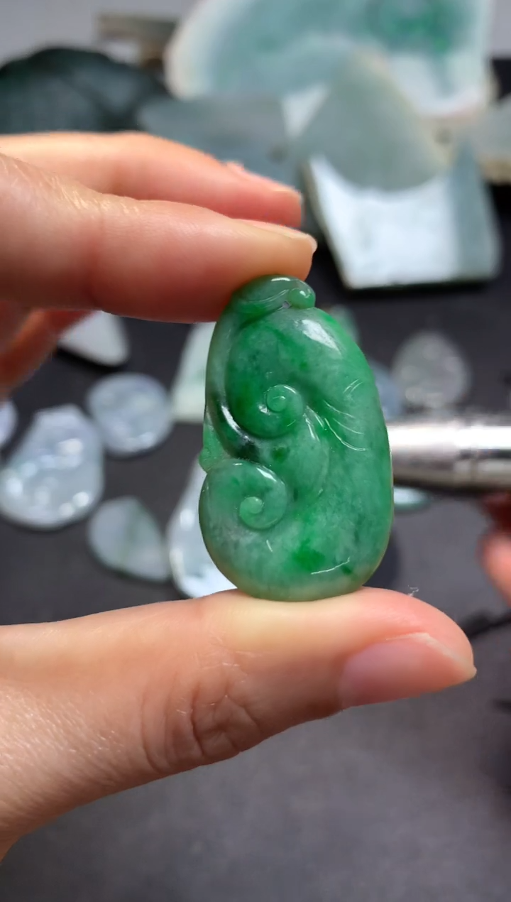 【闪购商品】翡翠颈饰未镶嵌料子