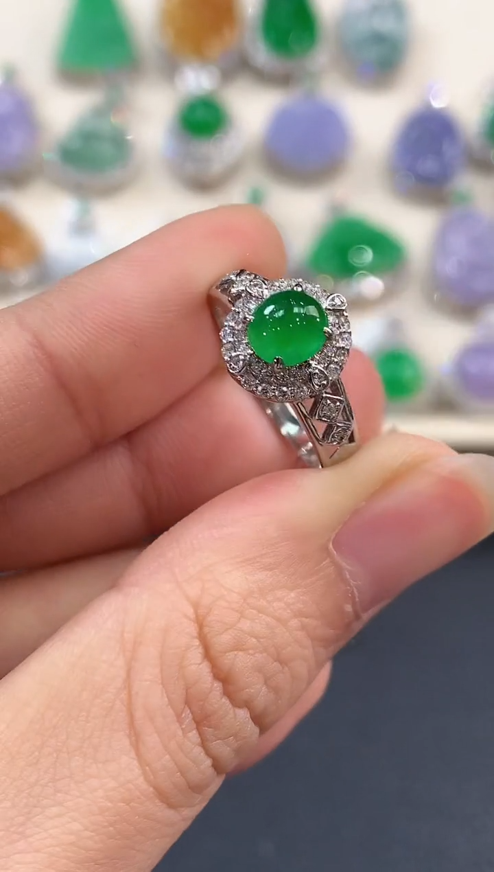 【闪购商品】翡翠戒指18K金镶嵌B168