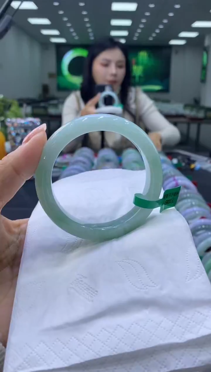 未镶嵌手镯翡翠00004017