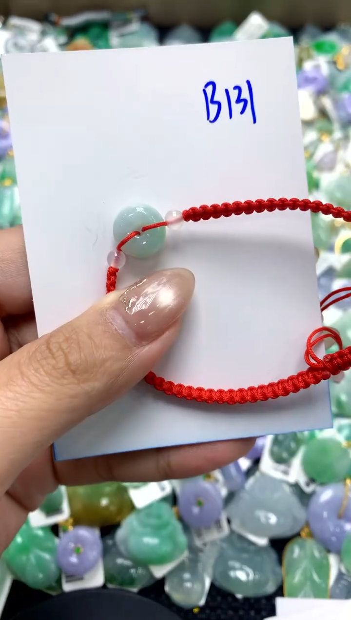 【闪购商品】翡翠颈饰未镶嵌11111111111111111