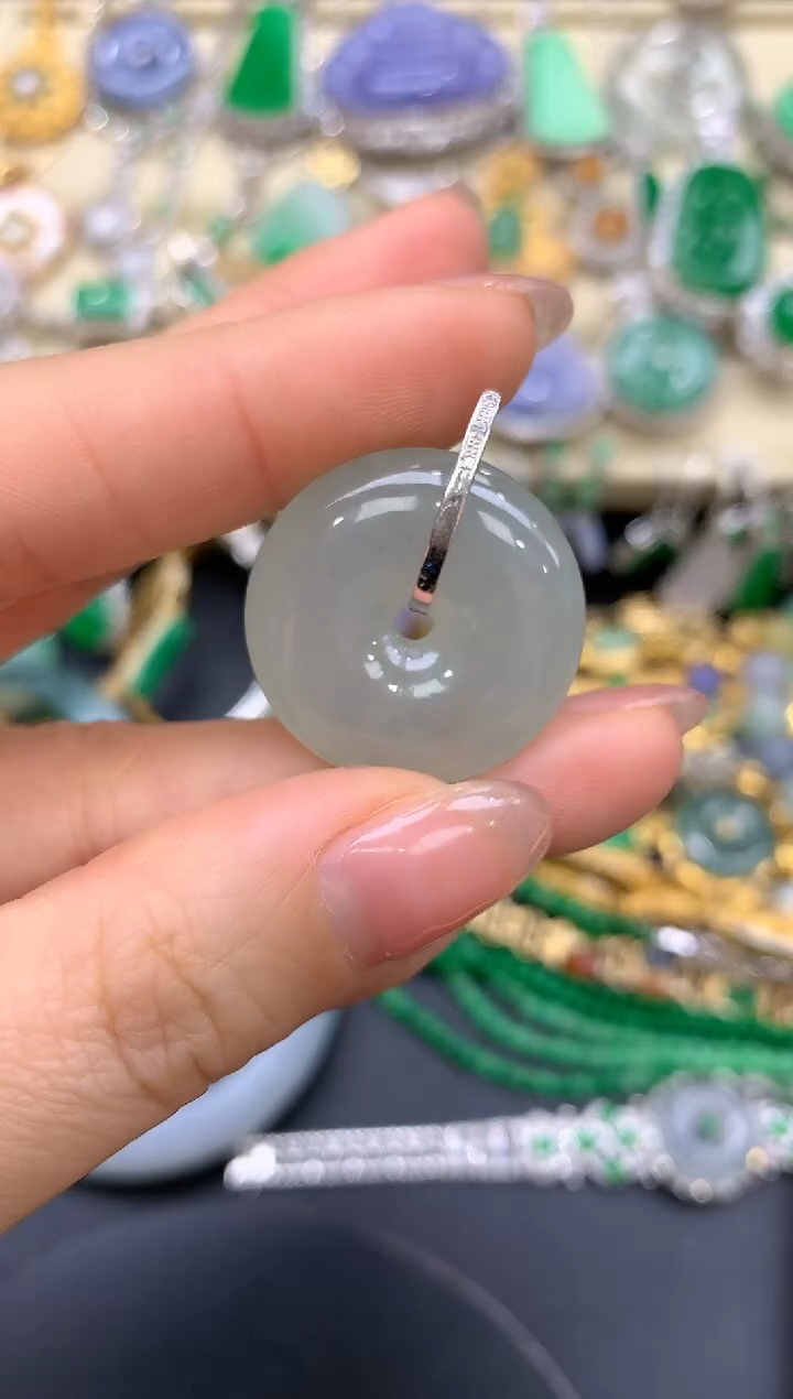 【闪购商品】翡翠颈饰18K金镶嵌228-中国好珍宝