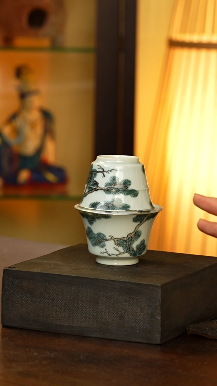 包银细松树盖碗加小杯.