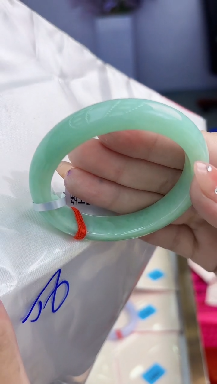 【闪购商品】翡翠手镯未镶嵌翡翠手镯