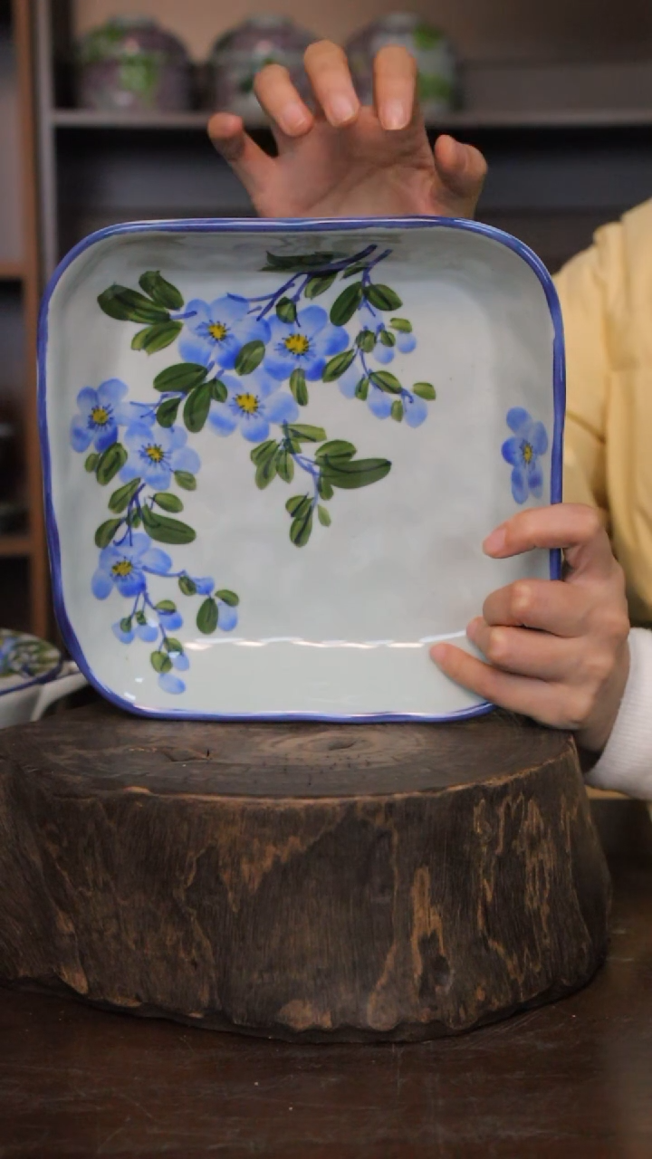 【闪购商品】椿野8寸四方盘（勿忘我C115