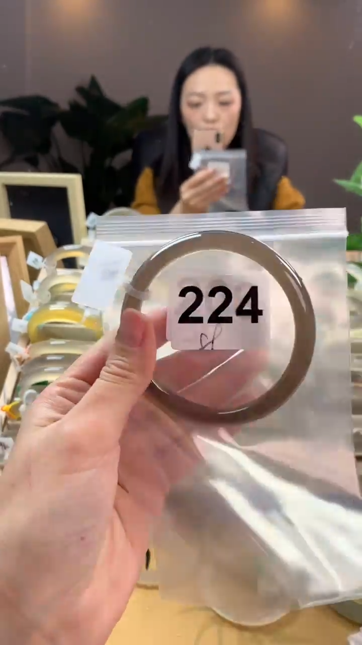 【闪购商品】玛瑙/玉髓手镯未镶嵌224