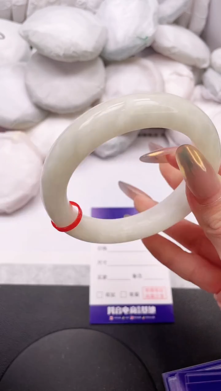 【闪购商品】和田玉手镯未镶嵌1K702-58