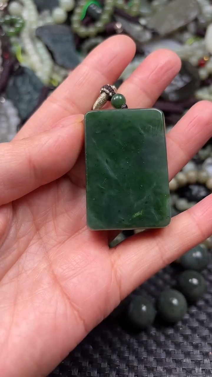 【闪购商品】和田玉颈饰未镶嵌1