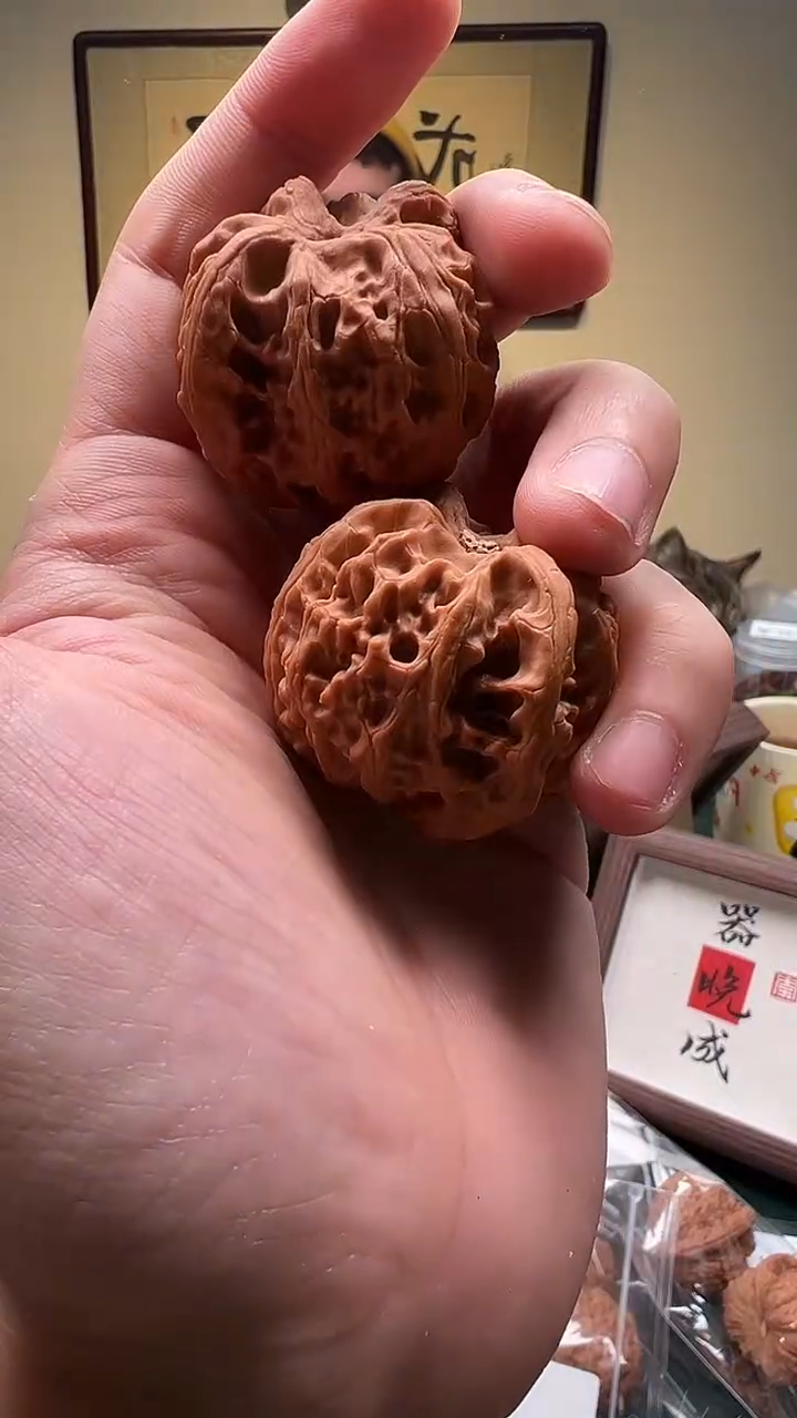 【闪购商品】文玩核桃把件41mm 苹果园文玩核桃一对 37号
