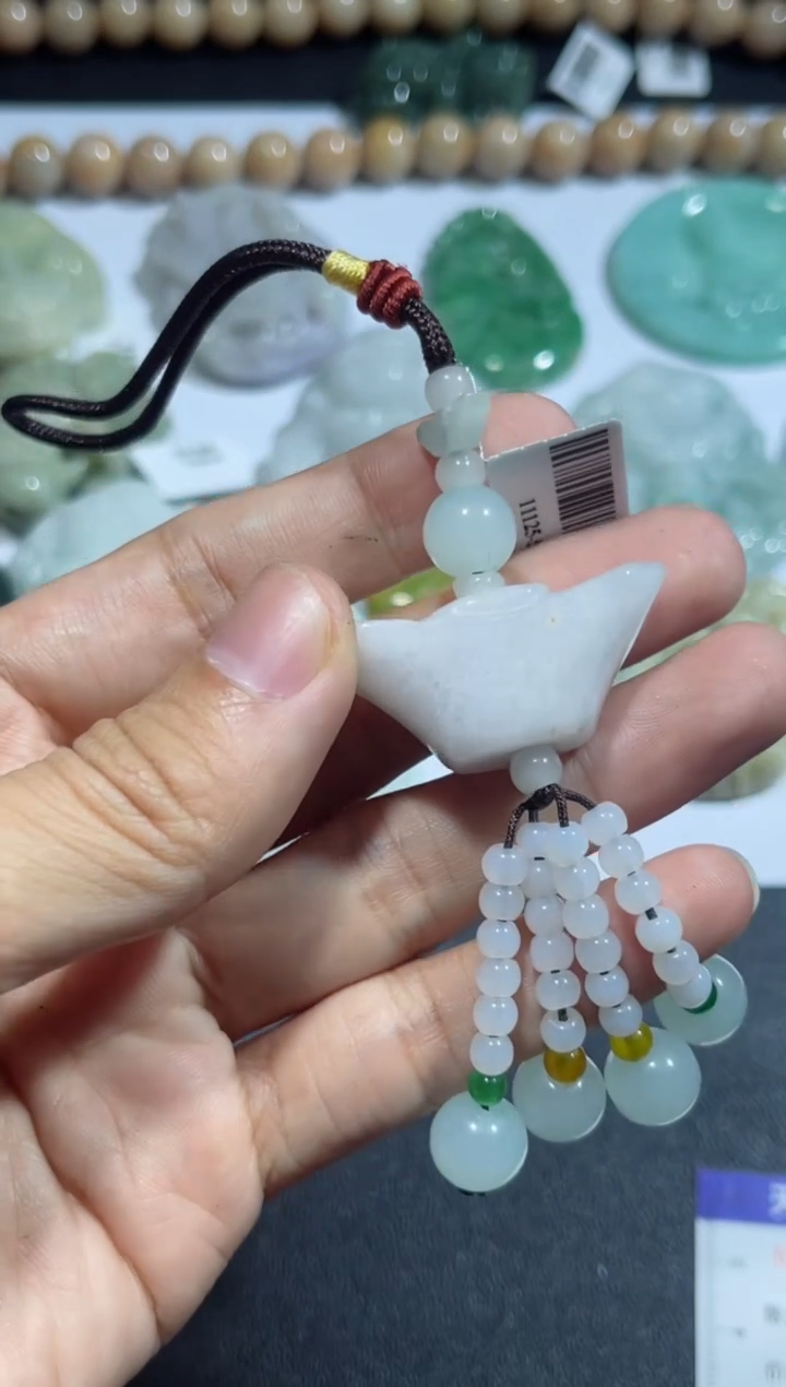 【闪购商品】翡翠颈饰未镶嵌00019946