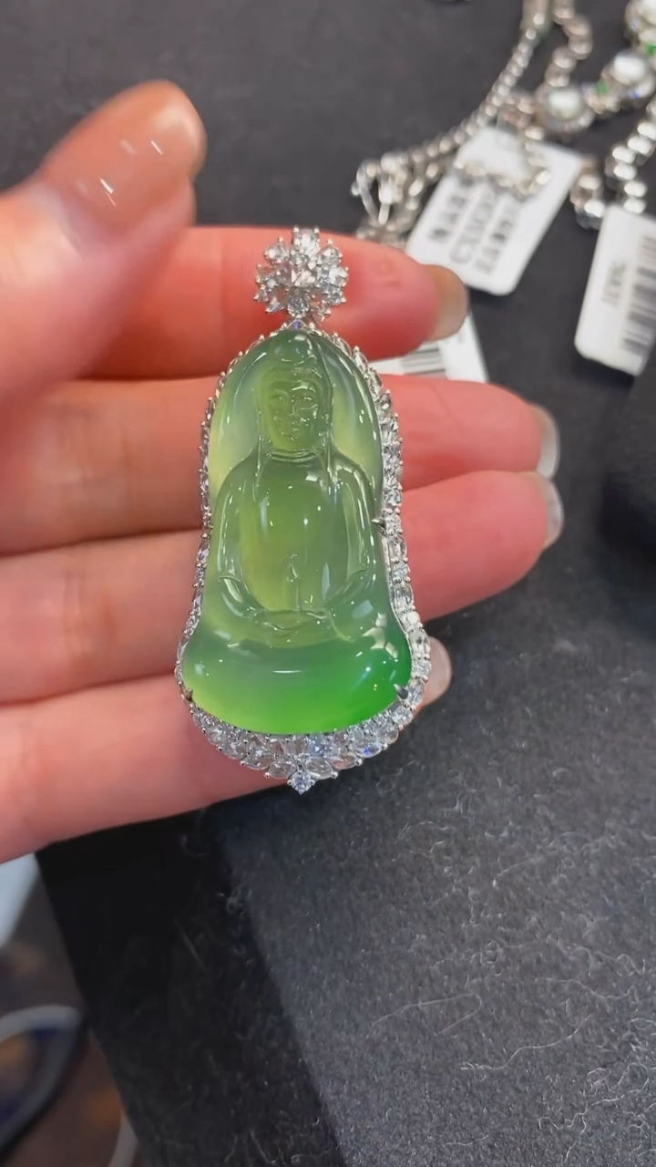 【闪购商品】翡翠颈饰未镶嵌观音吊坠