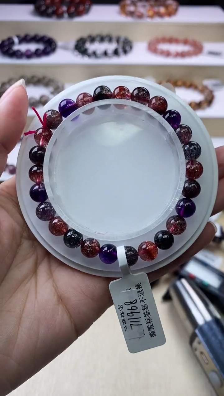 【闪购商品】水晶手链未镶嵌黑加仑超七7m+