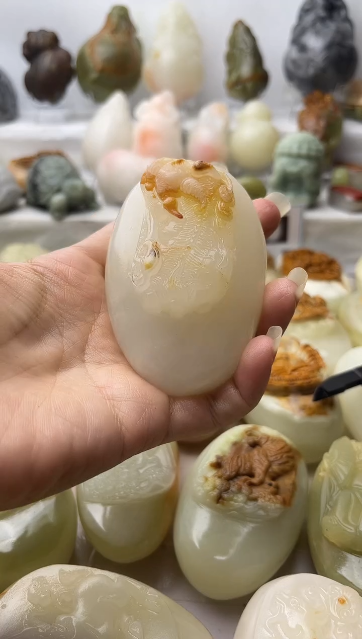 石材方解石手把件不退换霸王貔貅