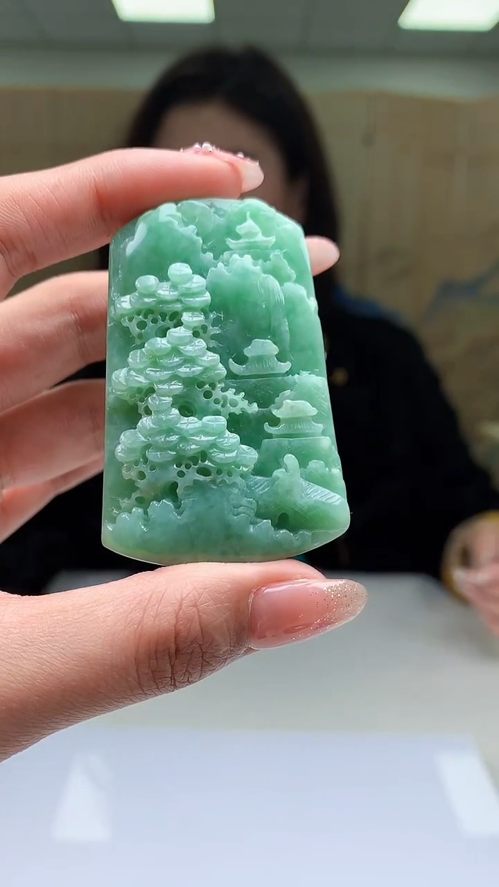 【闪购商品】定制翡翠未镶嵌4829MM-毛货挂件60