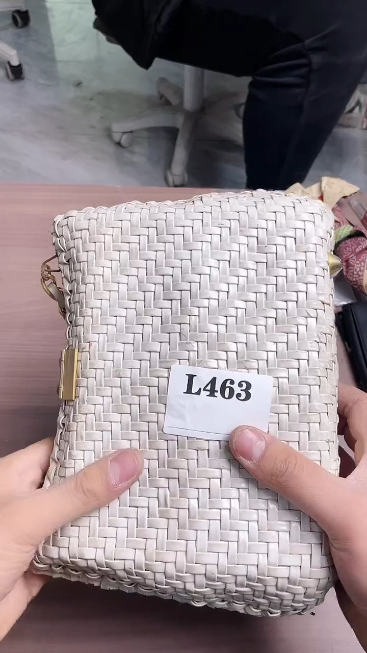 瓷片三***三默认微瑕回流古瓷463