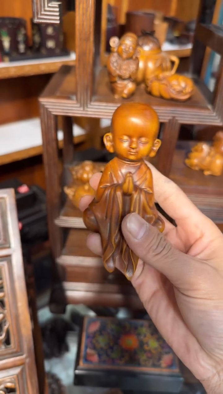 木木头款黄杨沙弥158