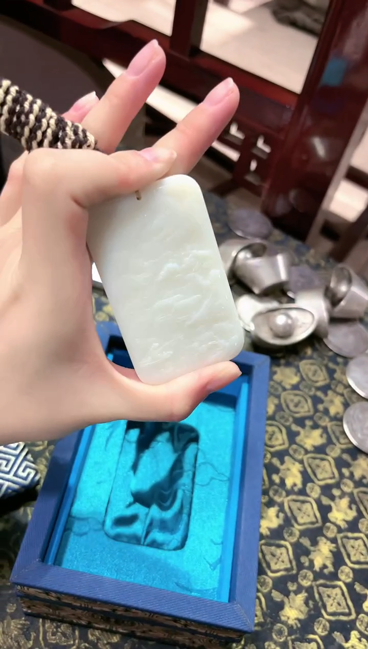 【闪购商品】和田玉颈饰未镶嵌Y012