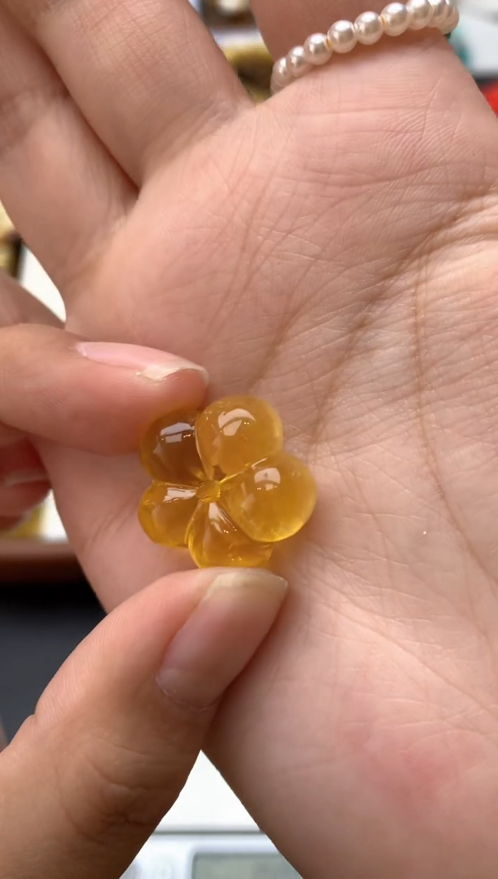 【闪购商品】琥珀珠宝奇石未镶嵌025f琥珀蜜蜡花粉有纹小坑介意勿拍