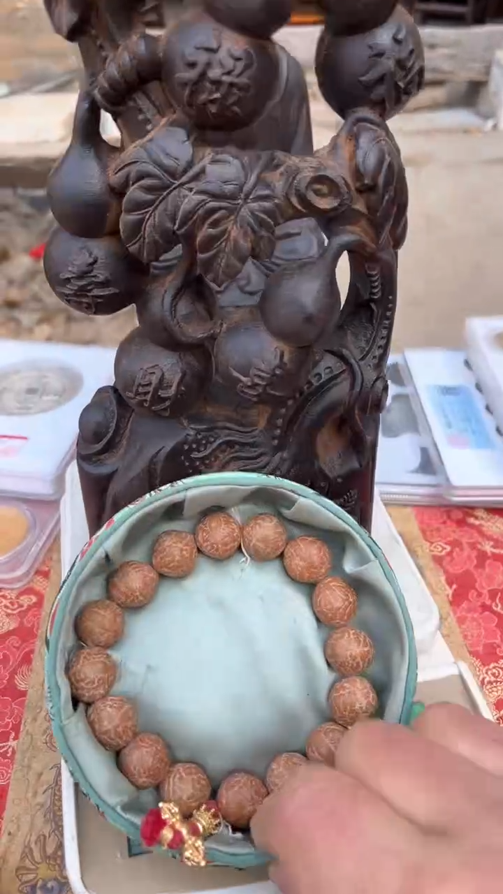 【闪购商品】滴血莲花菩提吊坠1